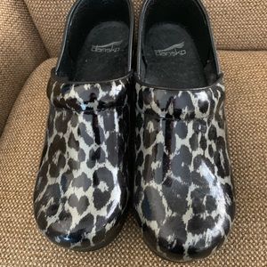 Ltd. Edition Leopard Print Professional Dansko